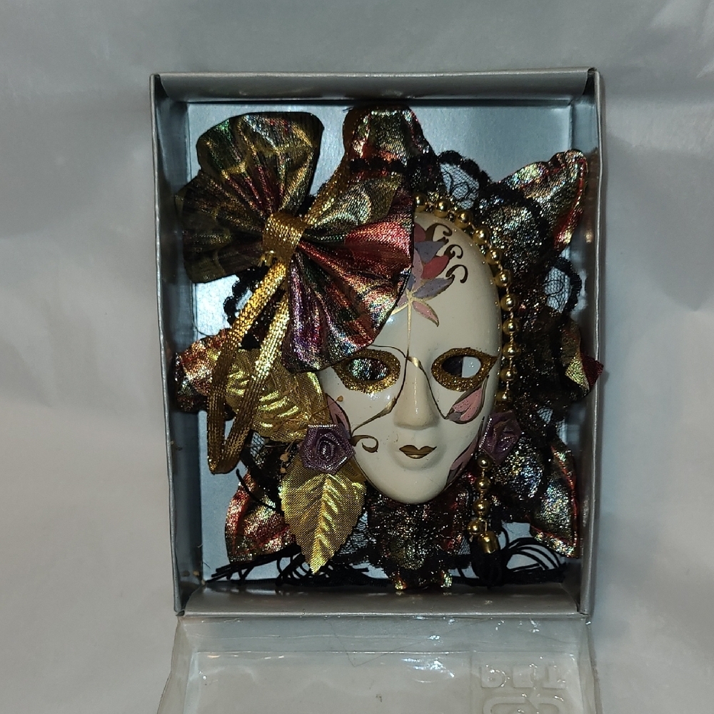 VINTAGE Hanging Ceramic Porcelain Mardi Gras Mask With Fabric Accents